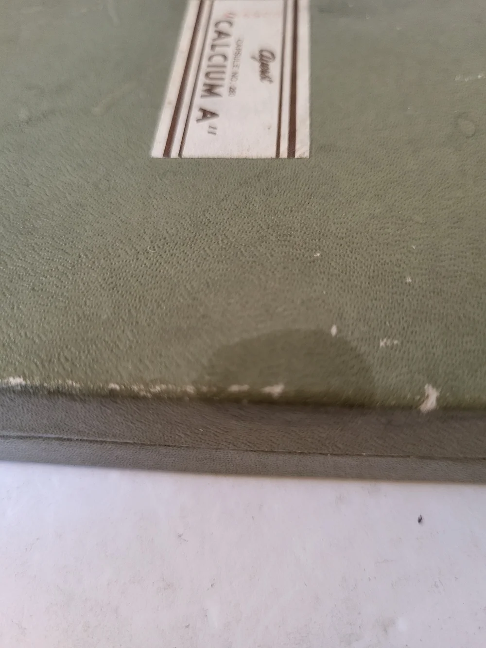 1930s Ayrest Canadian Bilingual Box 